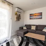 8 Pers Climatisee Avec Terrasse Proche * Sainte-Marie-la-Mer