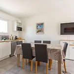 8 Pers Climatisee Avec Terrasse Proche * Sainte-Marie-la-Mer