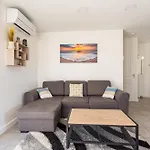 Casa vacanze 8 Pers Climatisee Avec Terrasse Proche Sainte-Marie-la-Mer