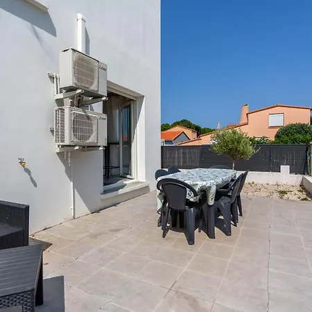 8 Pers Climatisee Avec Terrasse Proche *