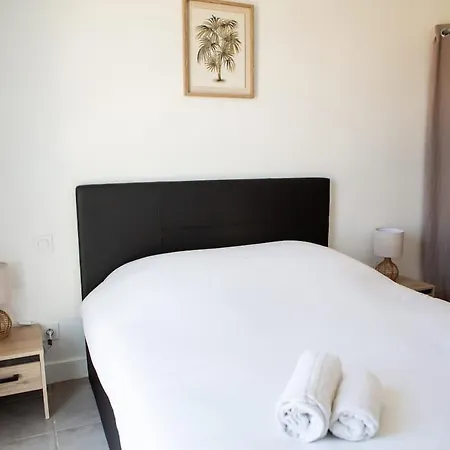 Prázdninový dům 8 Pers Climatisee Avec Terrasse Proche